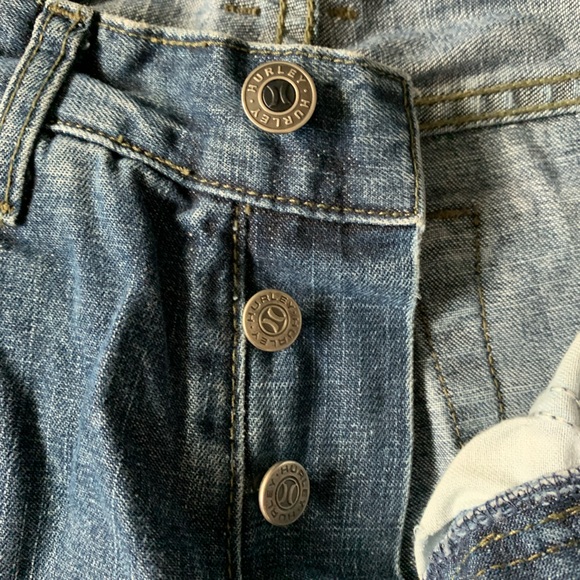 HURLEY STRAIGHT LEG MID WAISTED JEANS SIZE 28 - Picture 3 of 5